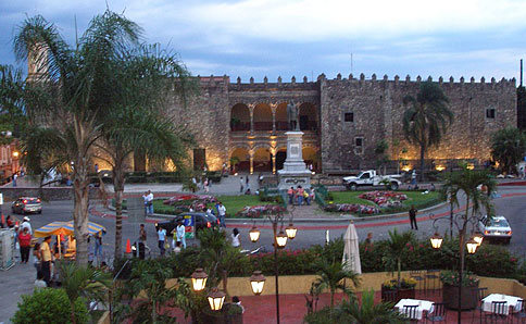 Twilight view of Palacio de Cortez